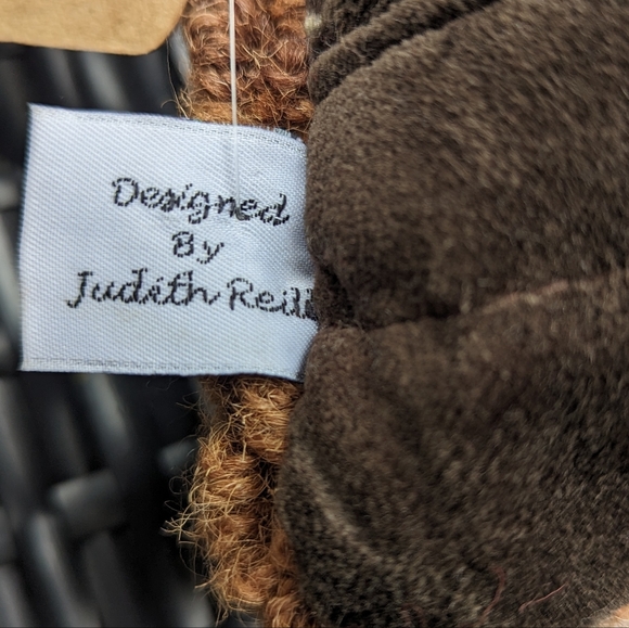 NWOT Chocolate Decorative Lumbar Pillow 4 Corners and designed by Judith Reilly - Picture 3 of 4